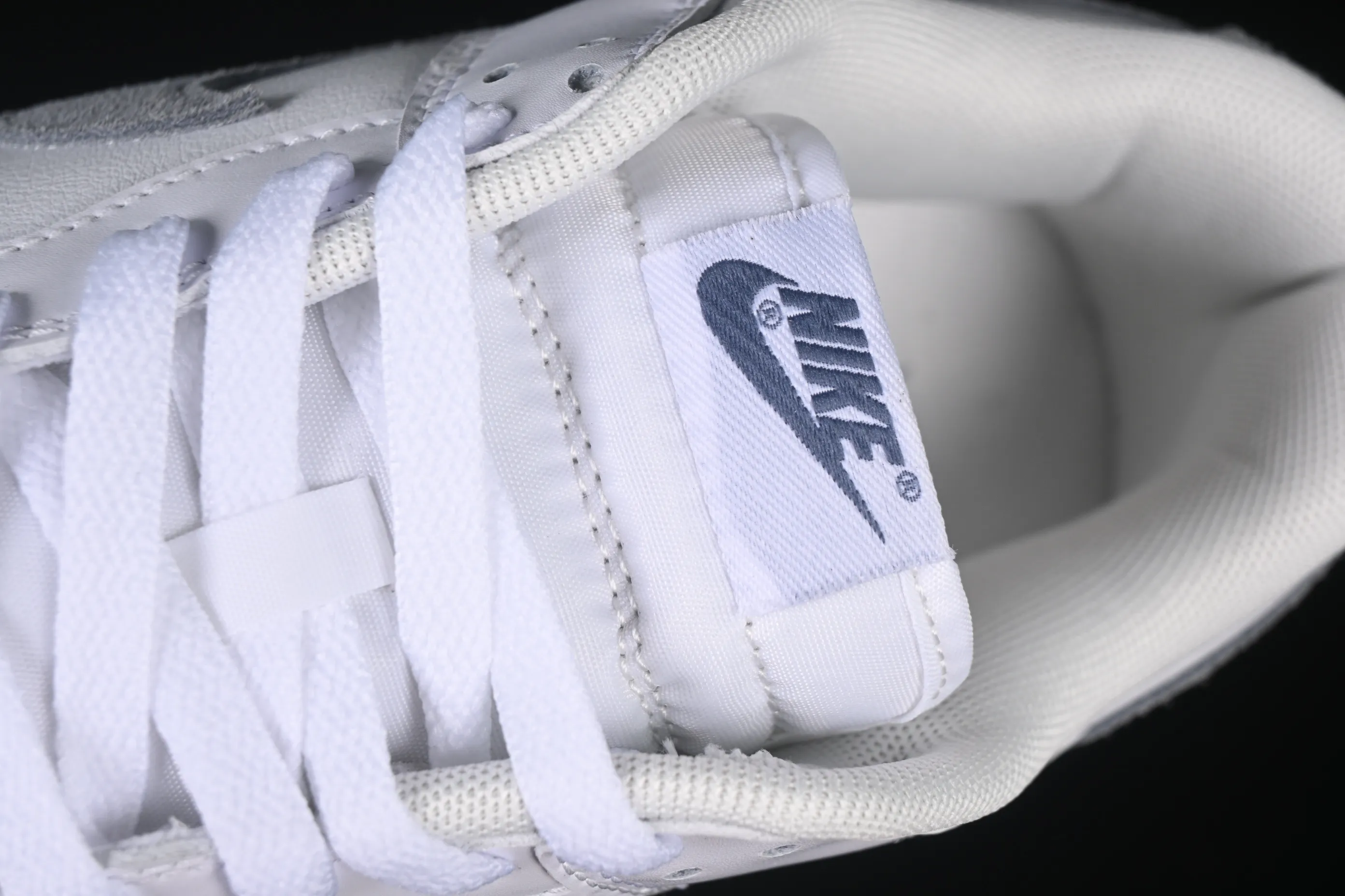 All categories Nk SB Dunk series Nk SB Dunk Low low-top sneakers Nike SB Dunk Low white gray low-top casual sneakers IH0632-141
